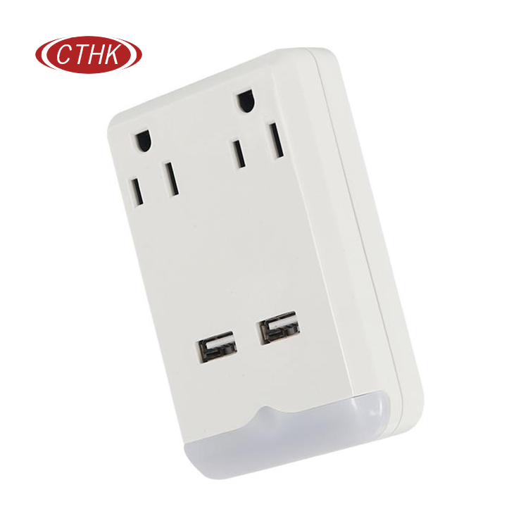 US 2 outlets 2 USB ports electric universal travel adaptor with light